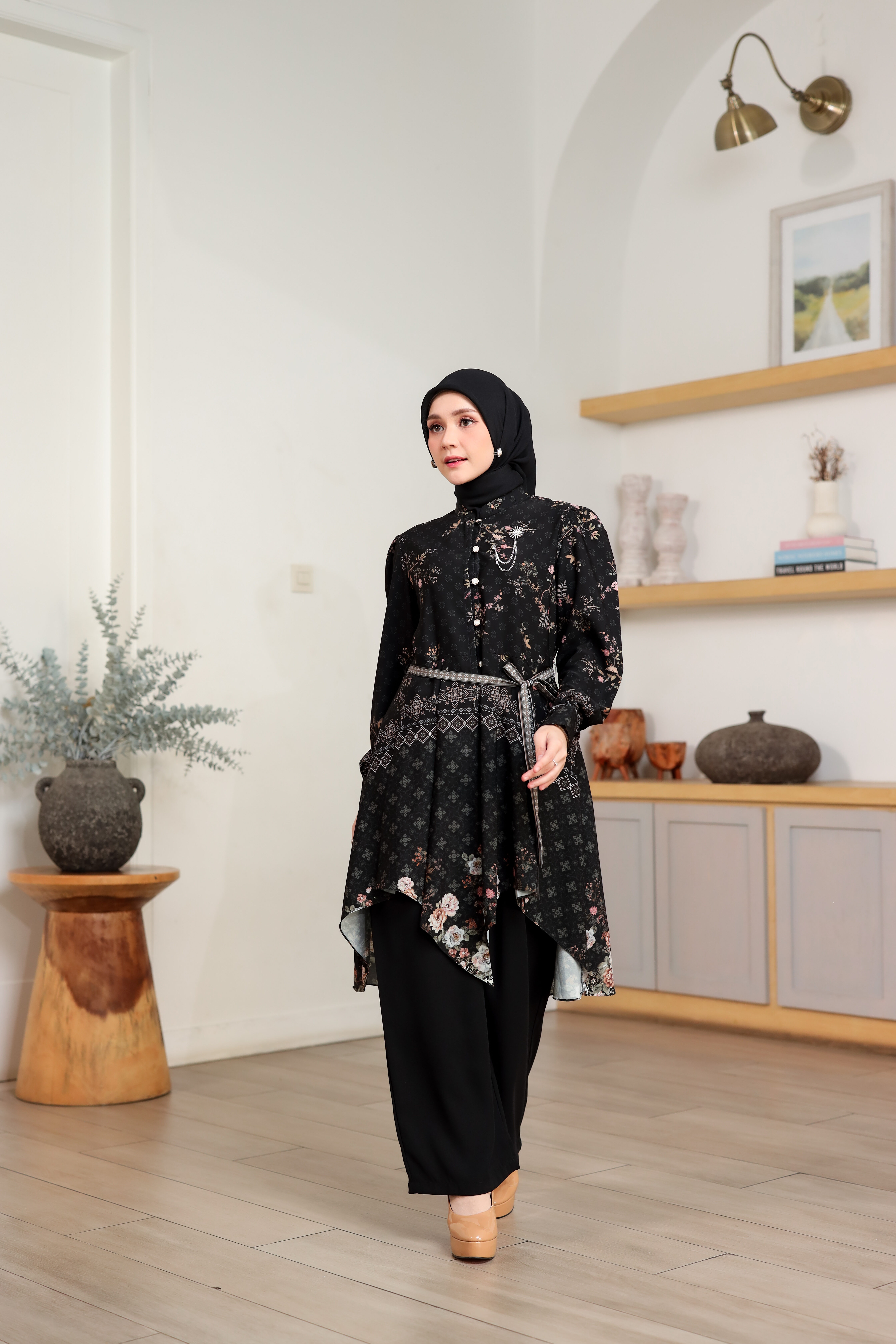 Foto Produk LARAS AYU TUNIK ONLY - SSHijab