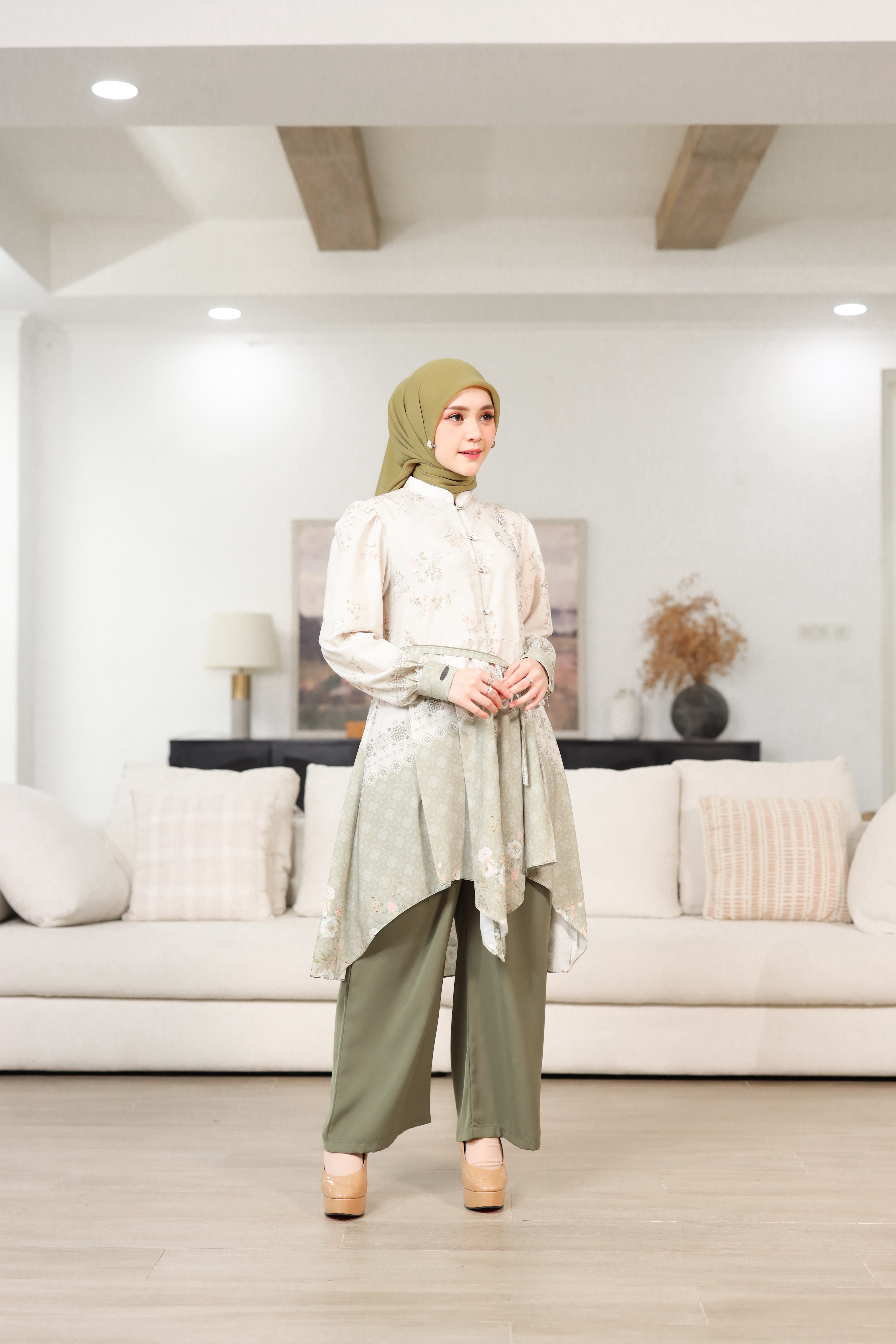 Foto Produk LARAS AYU TUNIK ONLY - SSHijab